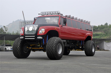 四驅沙漠旅游觀光車_4×4沙漠沖浪旅游車_沙漠景區專用越野車_大腳怪沙漠車報價